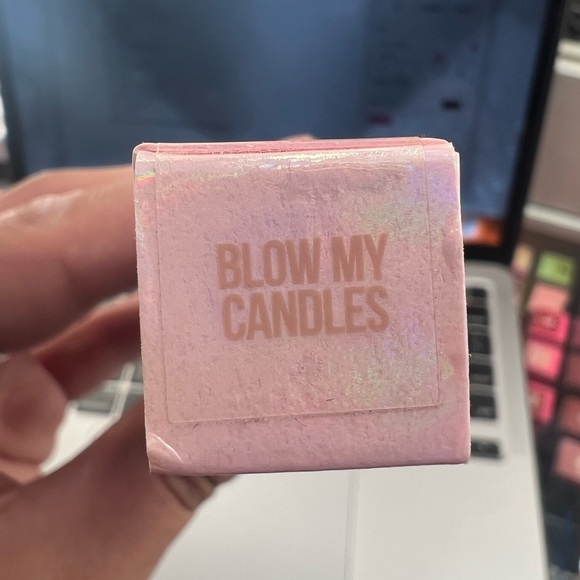 Jeffree Star Cosmetics: Supreme Gloss (Blow My Candles) - Picture 3 of 4